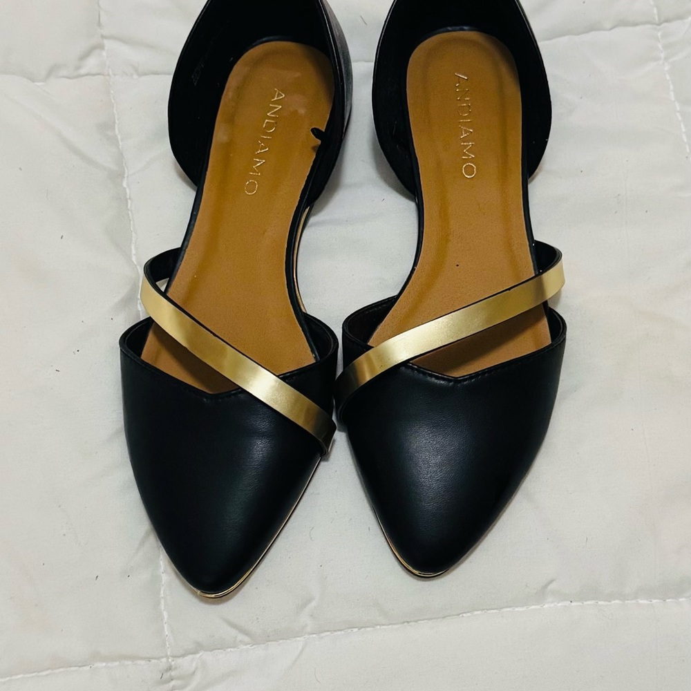 Chic Black and Gold Women's Loafers